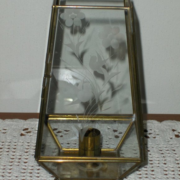Vintage Brass & Glass Candle Display Case Footed with Floral & Bird Etching - Picture 9 of 9